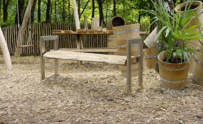 Beurs Bloem en Tuin bankje Robinia met rvs
