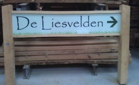 Borden De Liesvelden Robinia 15x15 (2)